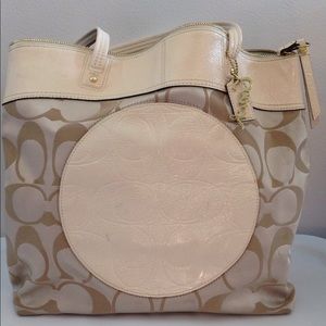 Coach carry all tan/dark tan large bag